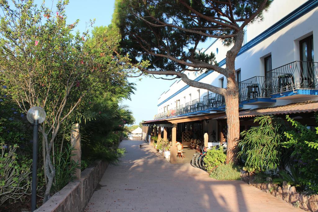 Hotel Stella Del Sud Calasetta Exterior photo
